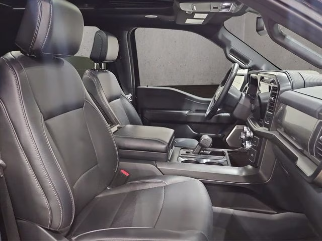 2024 Agate Black Metallic Ford F-150 Lariat 4X4 Truck