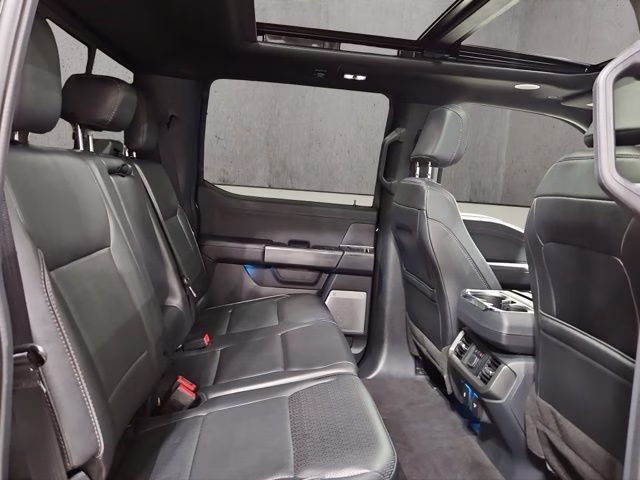2024 Agate Black Metallic Ford F-150 Lariat 4X4 Truck