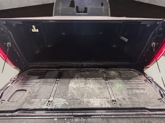 2024 Agate Black Metallic Ford F-150 Lariat 4X4 Truck