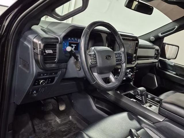 2024 Agate Black Metallic Ford F-150 Lariat 4X4 Truck