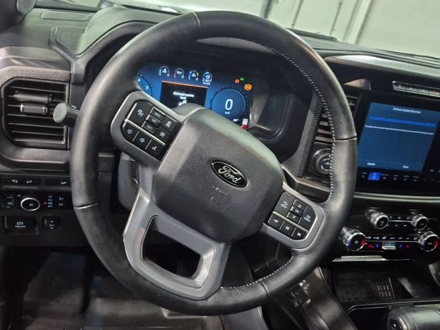 2024 Agate Black Metallic Ford F-150 Lariat 4X4 Truck