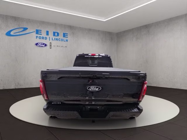 2024 Agate Black Metallic Ford F-150 Lariat 4X4 Truck