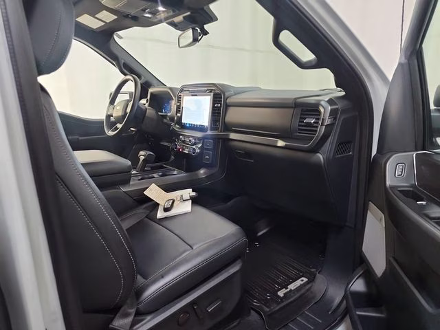 2024 Avalanche Ford F-150 XLT 4X4 Truck