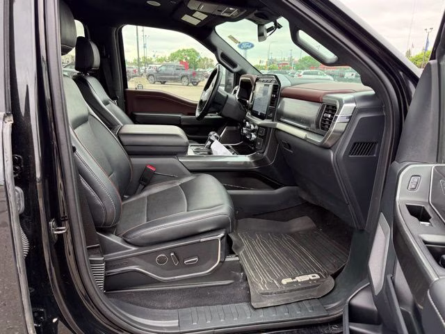 2023 Agate Black Metallic Ford F-150 Lariat 4X4 Truck