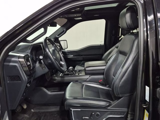 2024 Agate Black Metallic Ford F-150 Lariat 4X4 Truck
