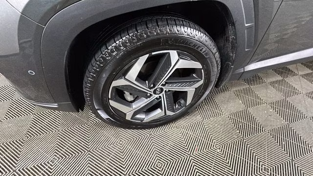 2023 Amazon Gray Hyundai Tucson Limited AWD SUV