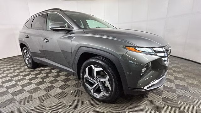 2023 Amazon Gray Hyundai Tucson Limited AWD SUV