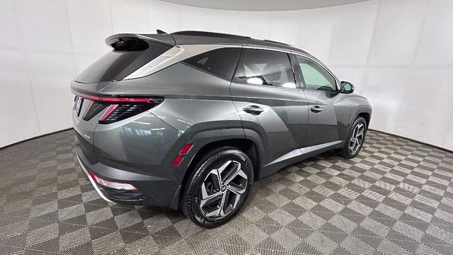 2023 Amazon Gray Hyundai Tucson Limited AWD SUV