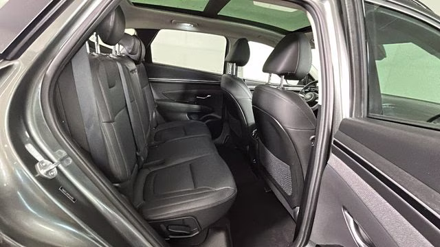 2023 Amazon Gray Hyundai Tucson Limited AWD SUV