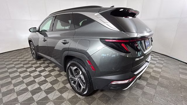 2023 Amazon Gray Hyundai Tucson Limited AWD SUV