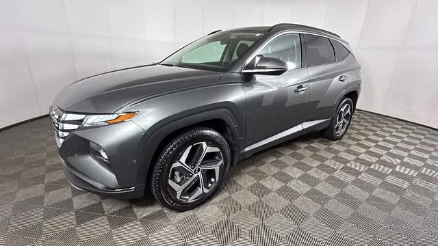 2023 Amazon Gray Hyundai Tucson Limited AWD SUV
