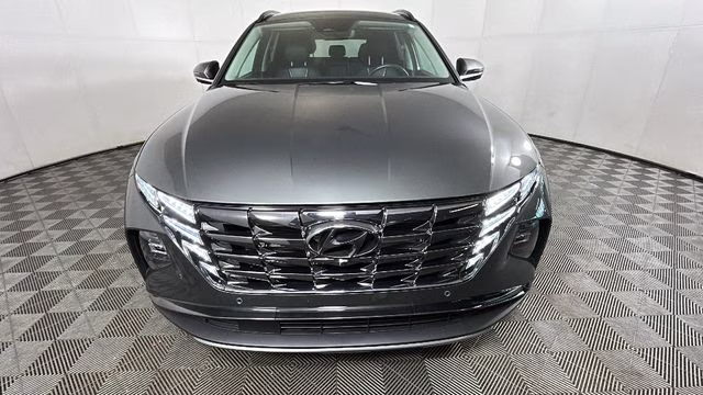 2023 Amazon Gray Hyundai Tucson Limited AWD SUV