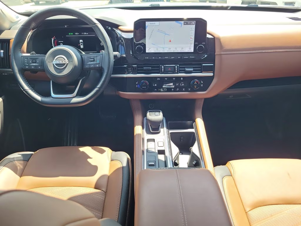 2025 Boulder Gray Pearl Nissan Pathfinder Platinum FWD SUV