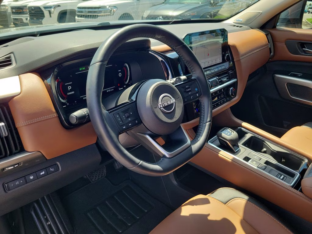 2025 Boulder Gray Pearl Nissan Pathfinder Platinum FWD SUV