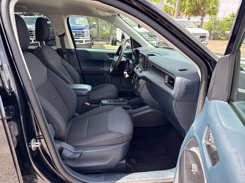 2022 Shadow Black Ford Maverick XL AWD Truck
