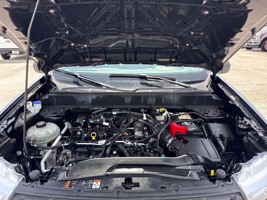 2022 Shadow Black Ford Maverick XL AWD Truck