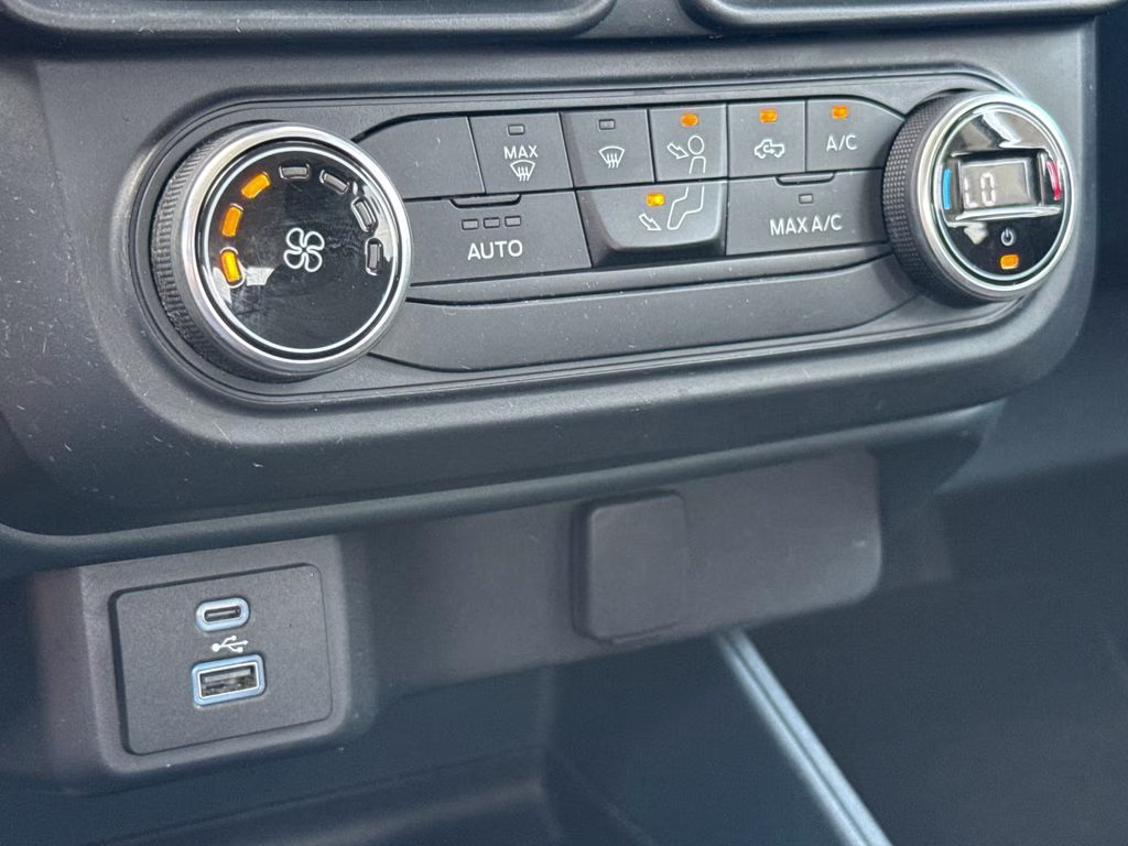 2022 Shadow Black Ford Maverick XL AWD Truck