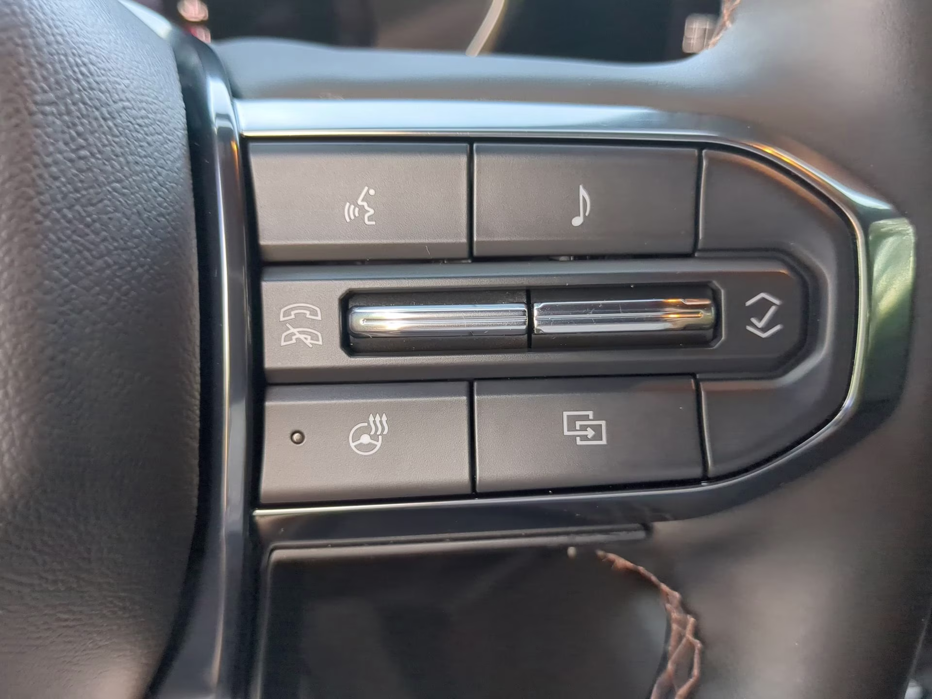 2023 Sterling Metallic GMC Canyon 4WD AT4 Crew Cab Pickup 4X4 Truck