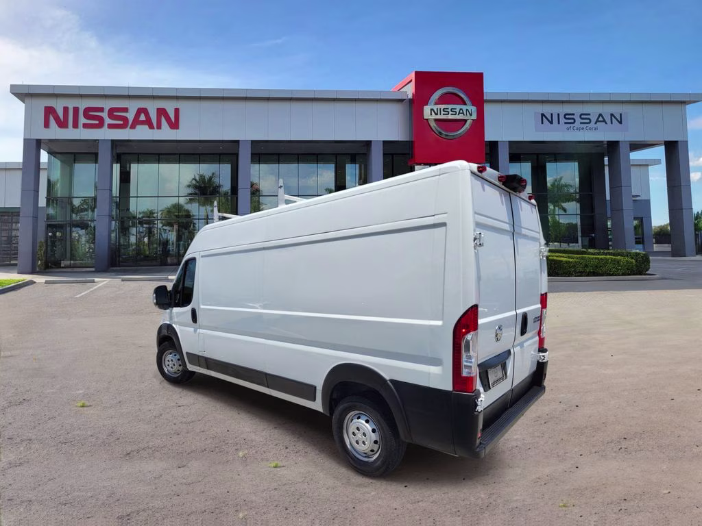 2023 Bright White Clearcoat Ram ProMaster 2500 High Roof FWD Van