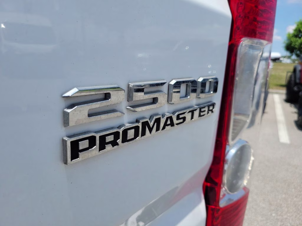 2023 Bright White Clearcoat Ram ProMaster 2500 High Roof FWD Van