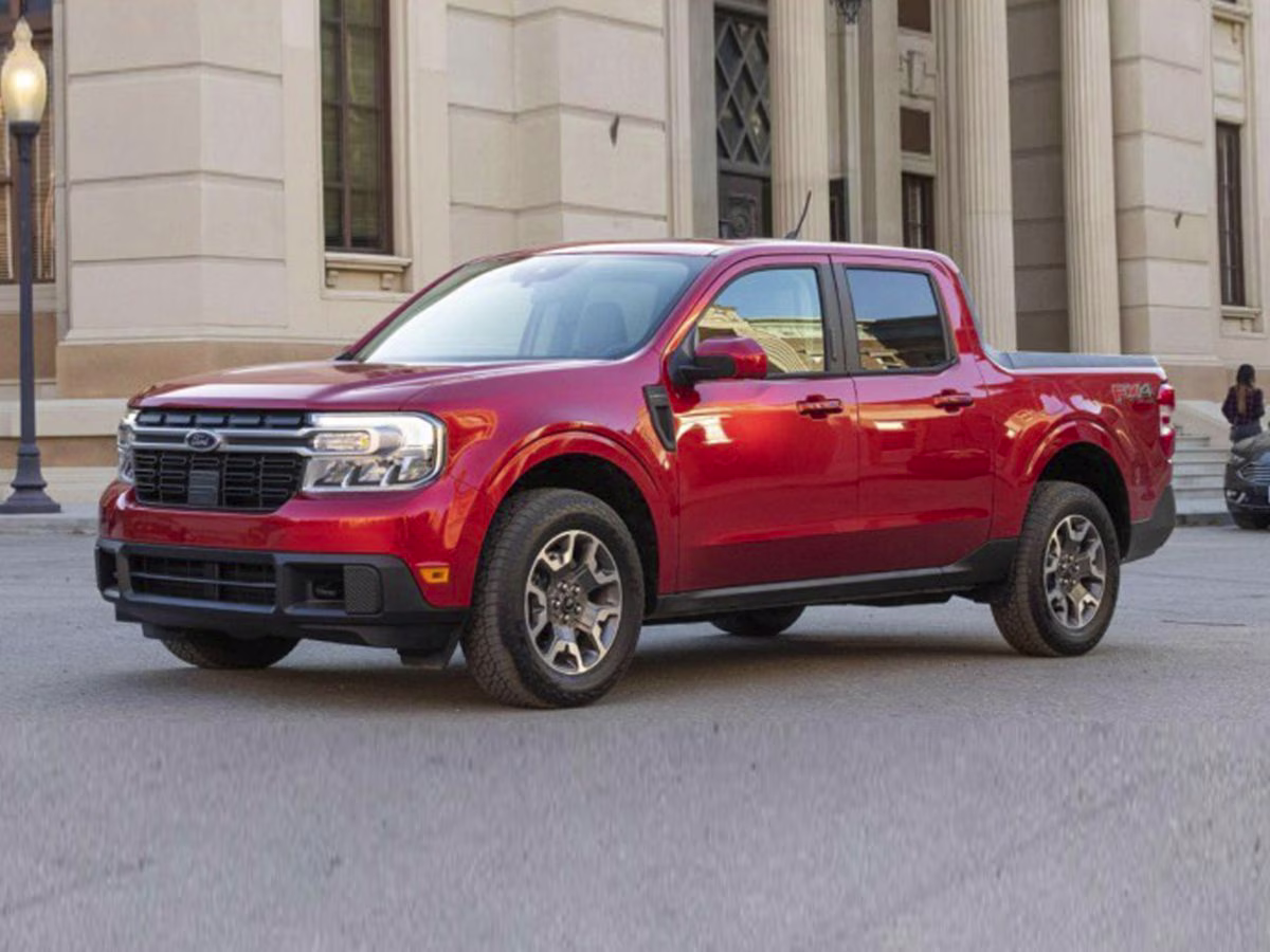 2022 Shadow Black Ford Maverick XLT AWD Truck