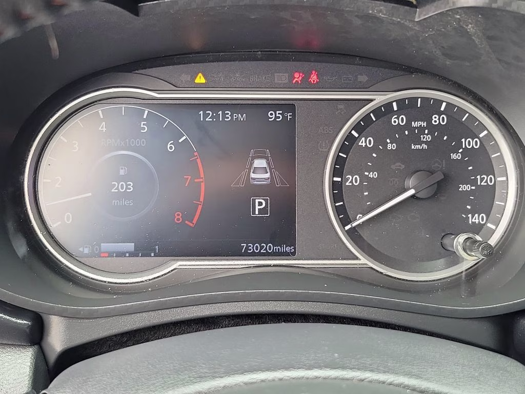 2020 Electric Blue Metallic Nissan Versa 1.6 SR FWD Sedan