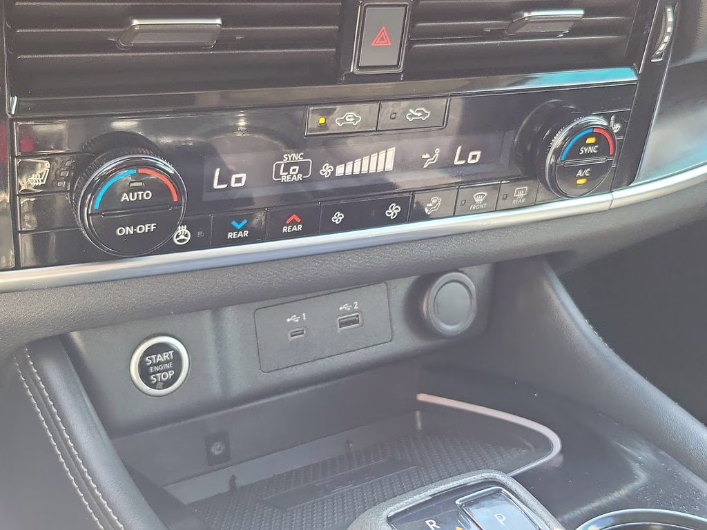 2022 Boulder Gray Pearl Nissan Rogue Platinum FWD SUV