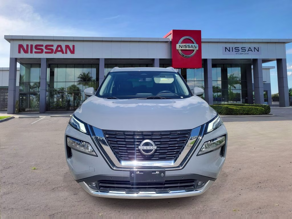 2022 Boulder Gray Pearl Nissan Rogue Platinum FWD SUV