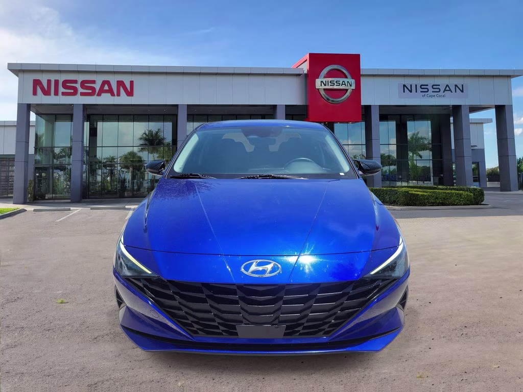 2023 Intense Blue Hyundai Elantra SEL FWD Sedan
