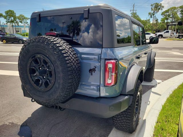 2024 Azure Gray Metallic Ford Bronco Wildtrak 4X4 SUV