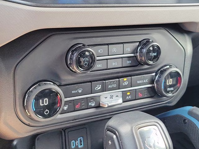 2024 Azure Gray Metallic Ford Bronco Wildtrak 4X4 SUV