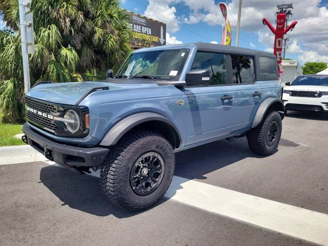 2024 Azure Gray Metallic Ford Bronco Wildtrak 4X4 SUV