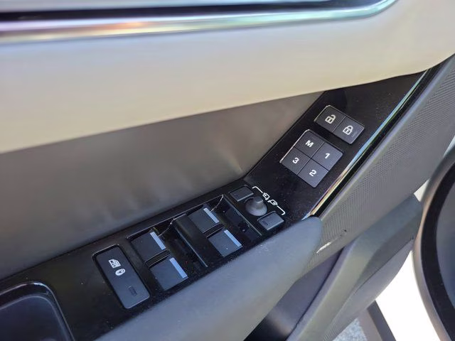 2024 White Land Rover Range Rover Velar Dynamic SE AWD SUV
