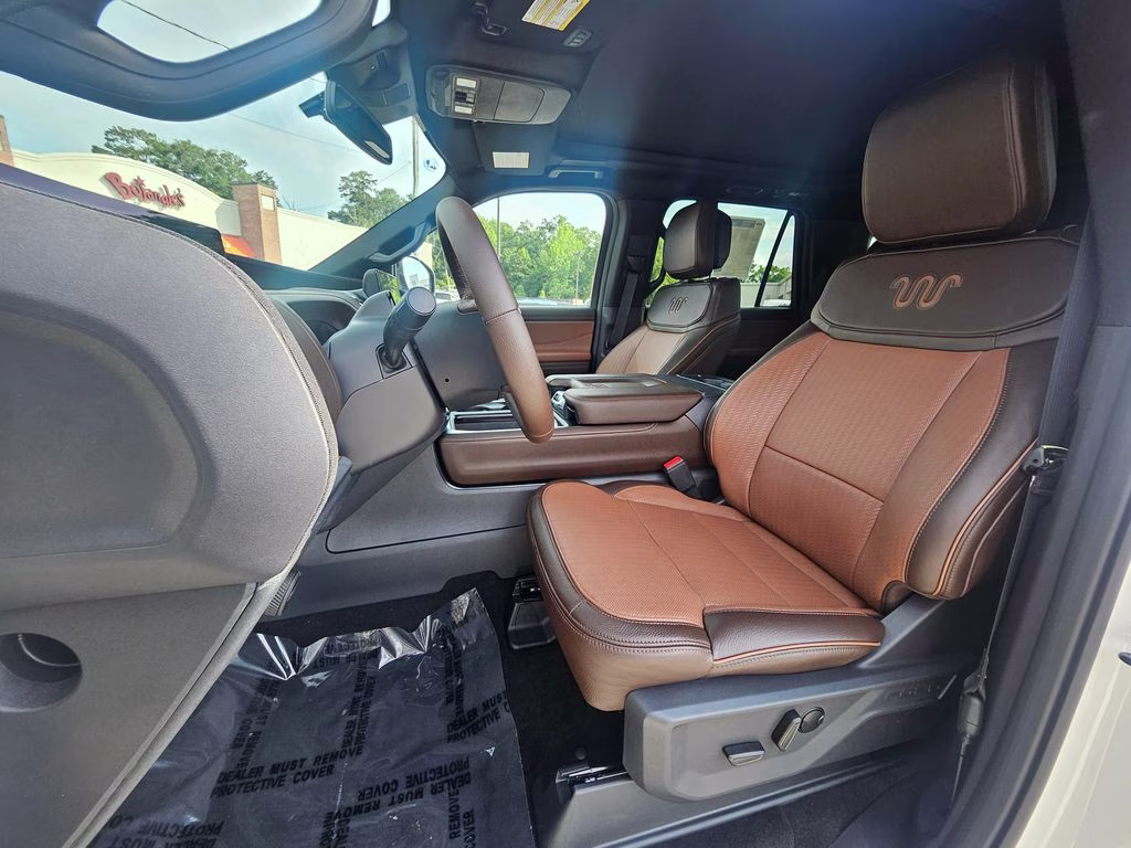 2026 Star White Metallic Tri-Coat Ford Expedition King Ranch 4X4 SUV