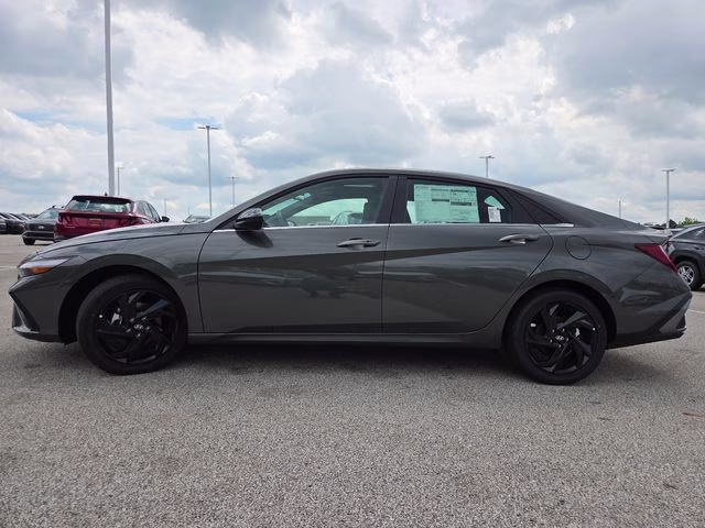 2026 Amazon Gray Hyundai Elantra SEL Sport FWD Sedan