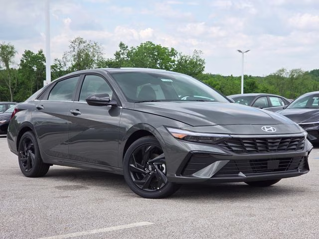 2026 Amazon Gray Hyundai Elantra SEL Sport FWD Sedan