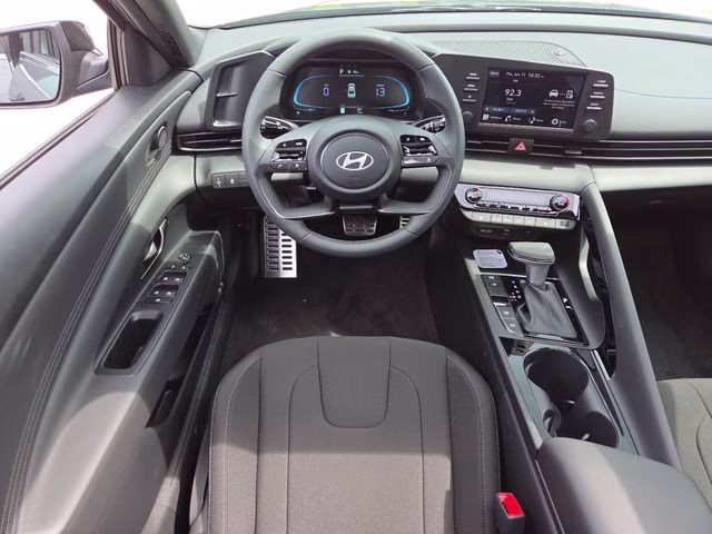 2026 Amazon Gray Hyundai Elantra SEL Sport FWD Sedan