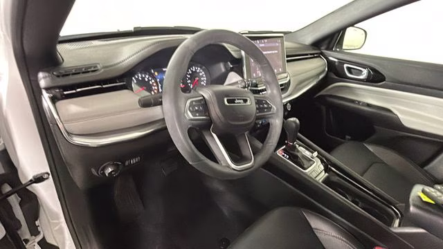2023 Bright White Clearcoat Jeep Compass Limited 4X4 SUV