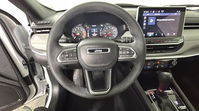 2023 Bright White Clearcoat Jeep Compass Limited 4X4 SUV