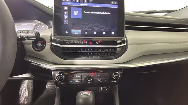 2023 Bright White Clearcoat Jeep Compass Limited 4X4 SUV