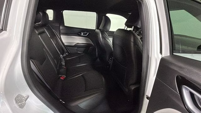 2023 Bright White Clearcoat Jeep Compass Limited 4X4 SUV