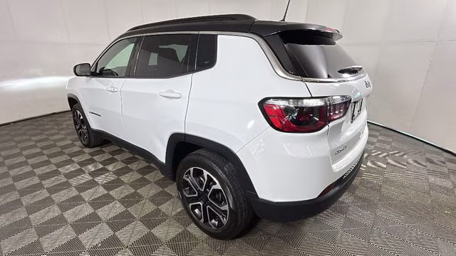 2023 Bright White Clearcoat Jeep Compass Limited 4X4 SUV