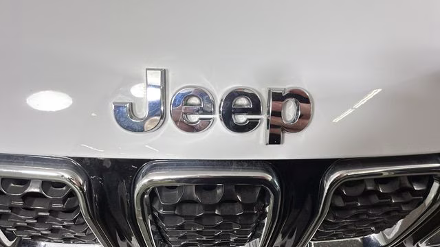 2023 Bright White Clearcoat Jeep Compass Limited 4X4 SUV