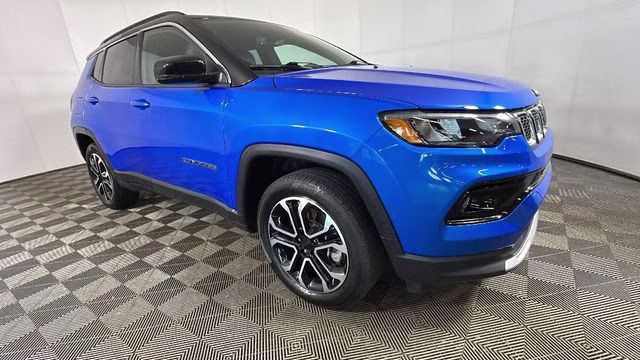 2024 Hydro Blue Pearlcoat Jeep Compass Limited 4X4 SUV