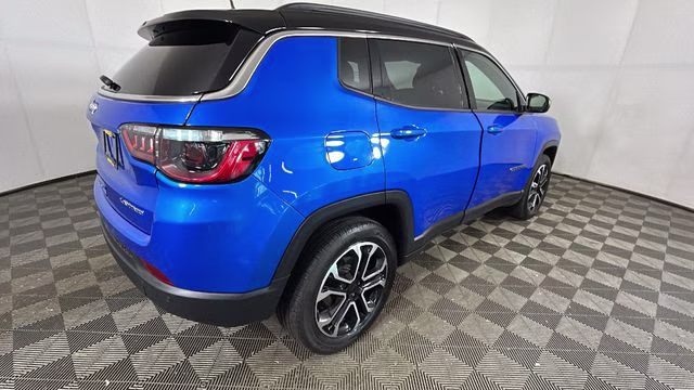2024 Hydro Blue Pearlcoat Jeep Compass Limited 4X4 SUV