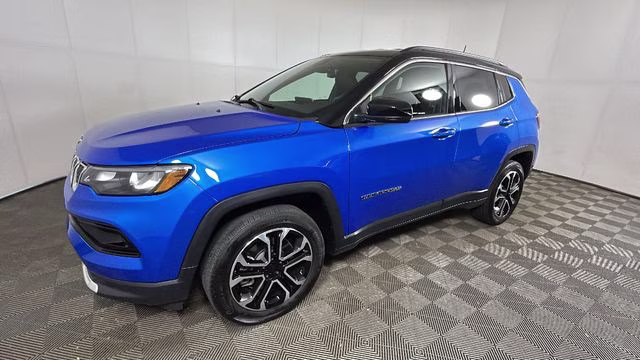 2024 Hydro Blue Pearlcoat Jeep Compass Limited 4X4 SUV