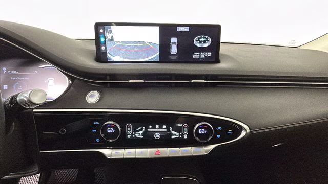 2025 Savile Silver Genesis GV70 2.5T AWD SUV
