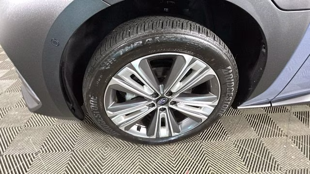 2023 Harbor Mist Gray Pearl Subaru Solterra Limited AWD SUV