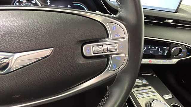 2025 Makalu Gray Genesis GV70 2.5T AWD SUV