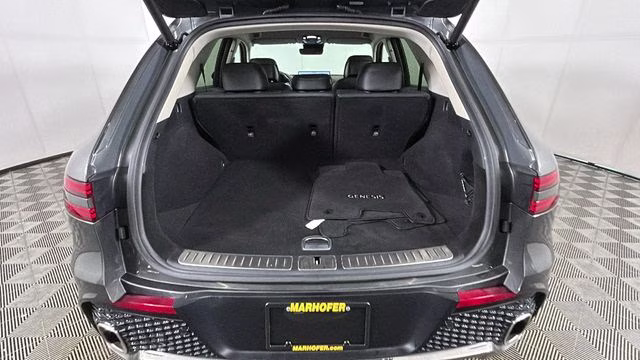 2025 Makalu Gray Genesis GV70 2.5T AWD SUV